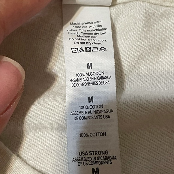 Save the Children Women’s Human Trafficking Awareness Tee - Picture 3 of 5